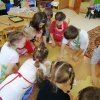 Przygotowania do świat w grupie Biedronek